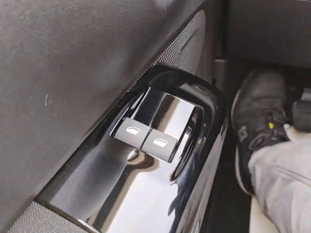 Citroën C3 puretech 110 s&amp;s bvm6 shine — photo 20