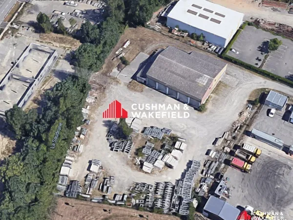 LOCAL D'ACTIVITE 675 m² PORTET SUR GARONNE