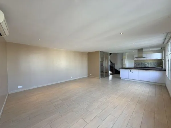 3 Pièces DUPLEX