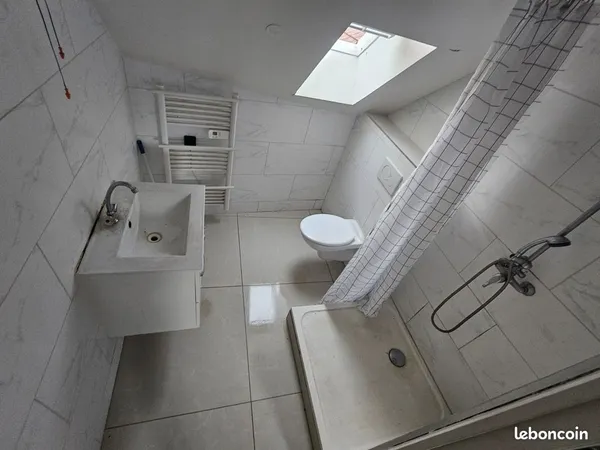 Studio rénové de 21 m² - Lumineux et confortable