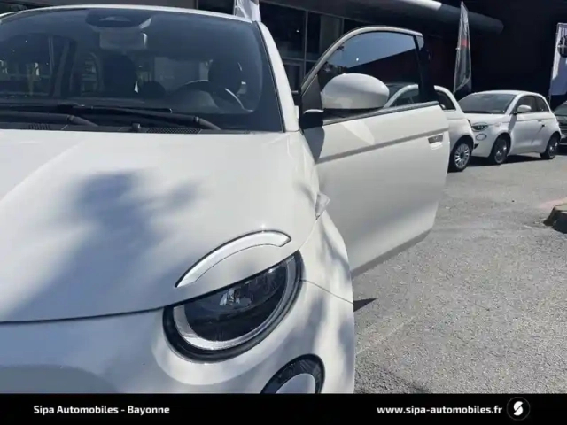 Fiat 500 e 95 ch — photo 110