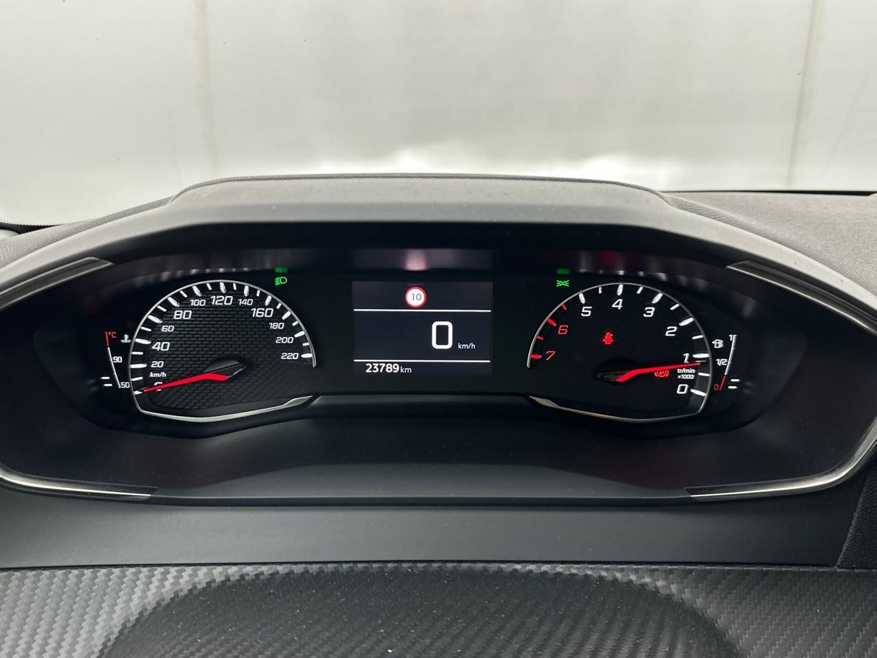 Peugeot 208 puretech 100 s&s bvm6 style — photo 21
