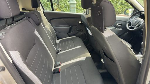 Dacia Sandero 1.0 SCe 75 - Urban Stepway – 2018 – 22107 km – Essence – Boîte Manuelle — photo 31