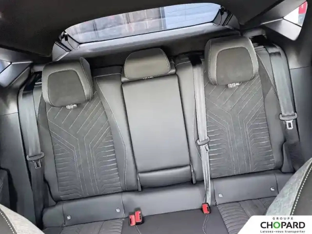 Peugeot 3008 hybrid 145 e-dcs6 — photo 19