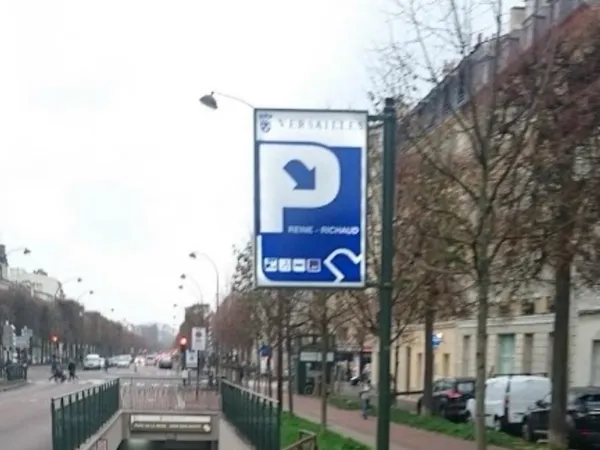 Loue parking