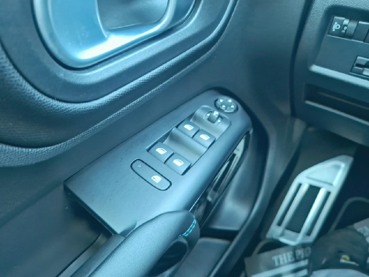 Citroën C5 Aircross bluehdi 130ch s&s shine pack eat8 — photo 19