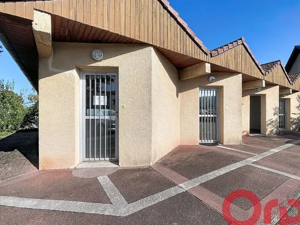 Bureau 140 m²
