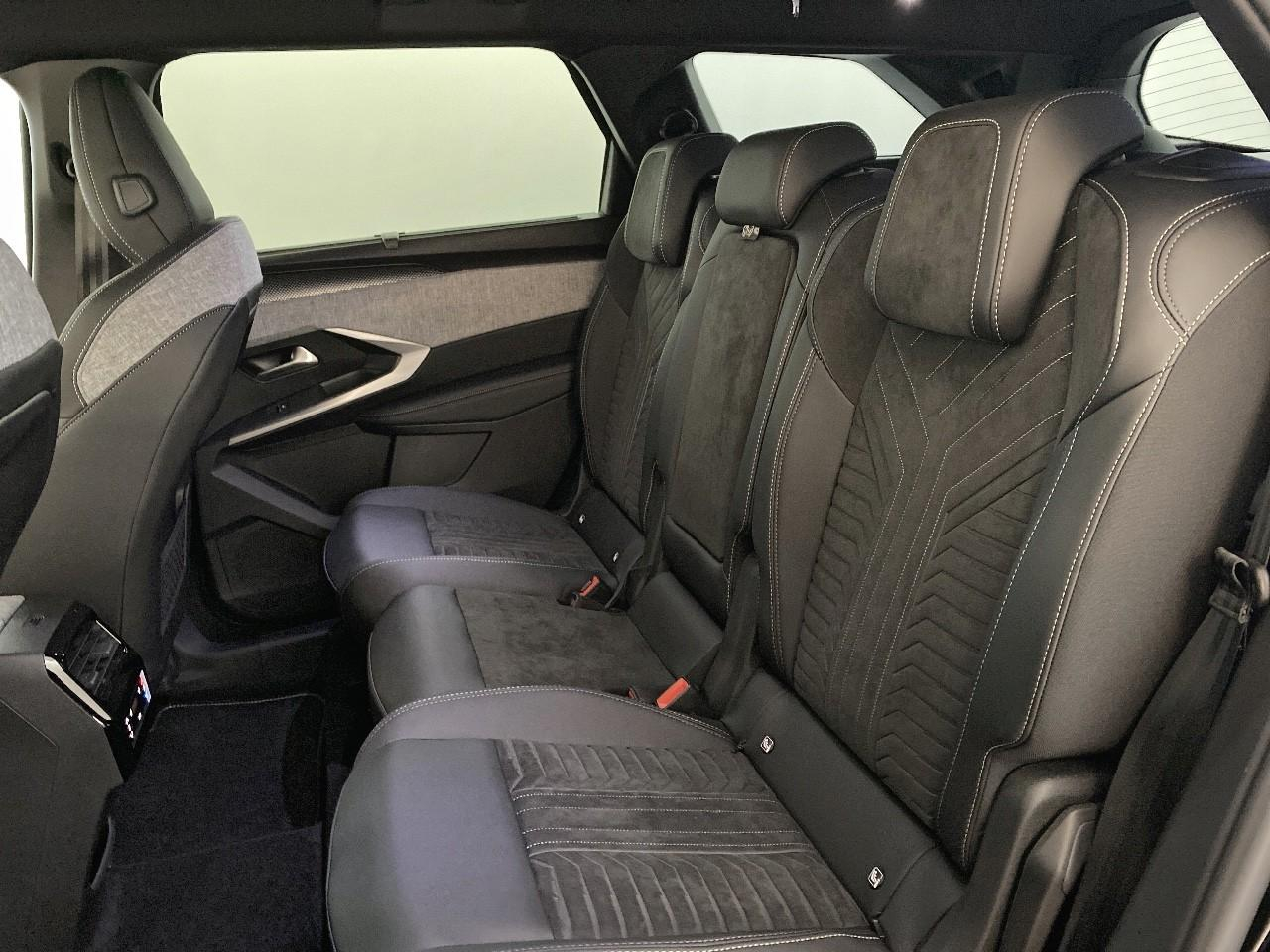 Peugeot 5008 hybrid 145 ch e-dcs6 gt — photo 10