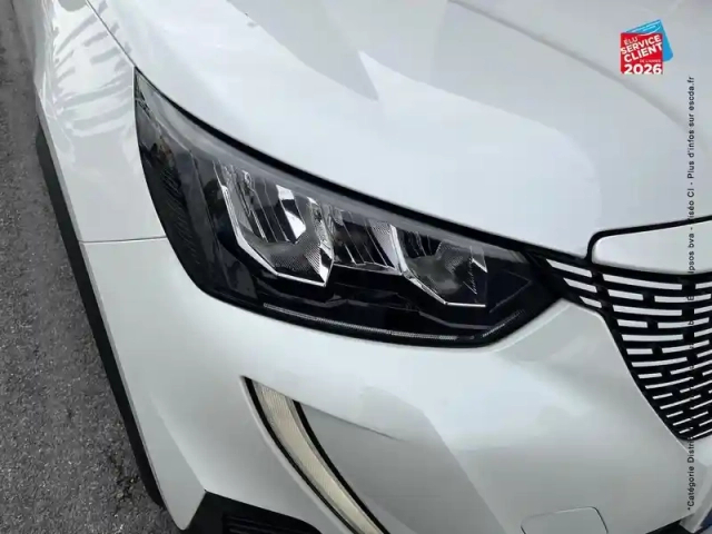 Peugeot 2008 e- 136ch allure pack — photo 13