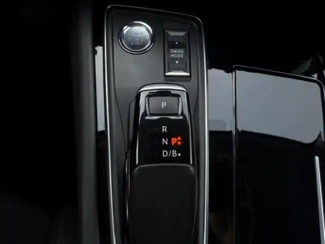 Peugeot 508 ii hybrid 225 e-eat8 allure business — photo 14