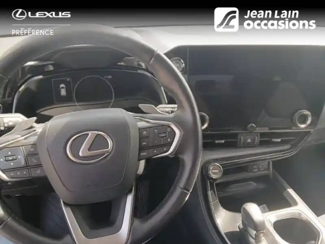 Lexus Ct nx 450h+ 4wd hybride rechargeable — photo 11