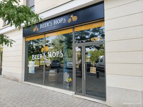 Local commercial 120 m² ST CYR L'ECOLE
