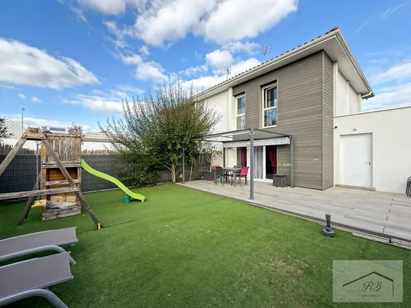 Maison 4 pièces 81 m²
