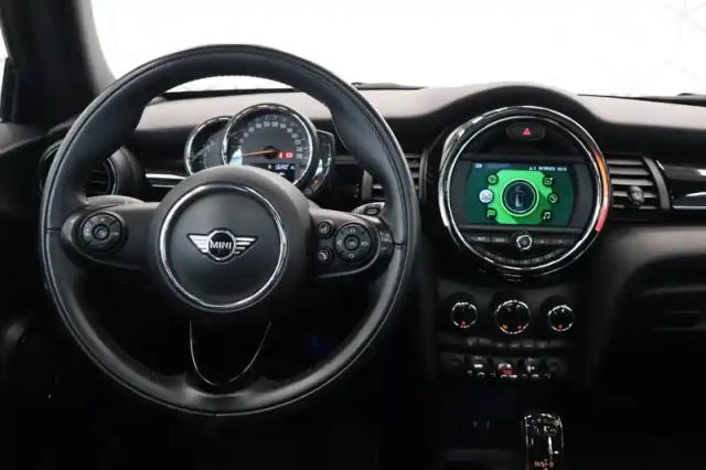 Mini Mini hatch 3 portes cooper 136 ch bva7 — photo 88