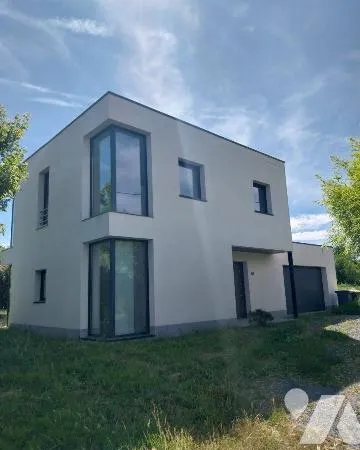 Maison 5 pièces 140 m²