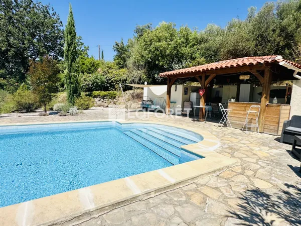 Maison 5 pièces 144 m²