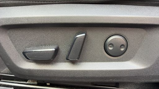 Nissan X-Trail 1.5 DIG-T e-Power 204 Hybrid 2WD BVA7 - Tekna – 2023 – 67119 km – Hybride essence – Boîte Automatique — photo 32