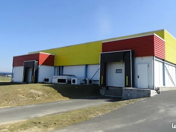 LOCAL D'ACTIVITE 580 m² SAINT-LAURENT-BLANGY