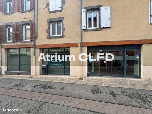 Local commercial 209 m² PONT DU CHATEAU