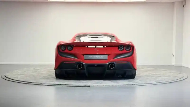 Ferrari F8 tributo 3.9  v8 biturbo 720ch — photo 40