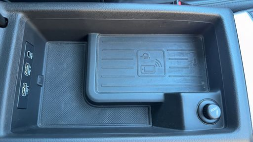 Audi A4 2.0 TFSI 190 S-Tronic7 - Design Luxe – 2017 – 87768 km – Essence – Boîte Automatique — photo 2