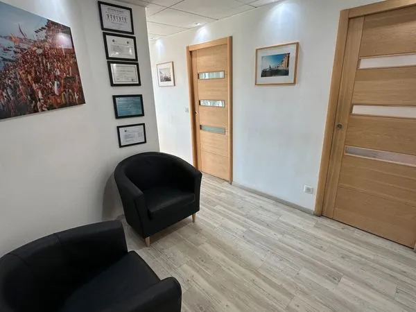 Local professionnel à louer / Partager