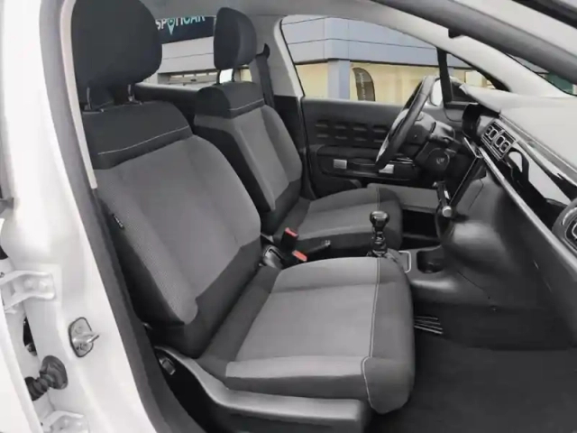 Citroën C3 puretech 110 ch bvm6 max — photo 9