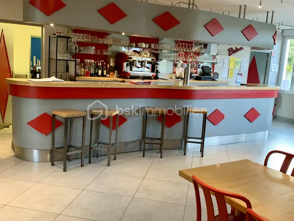 Hôtellerie et restauration Vente Montoire-sur-le-Loir   137000€