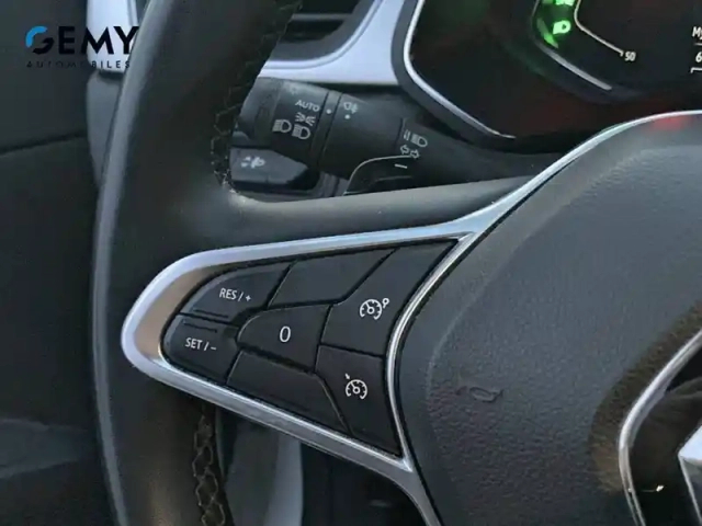 Renault Captur tce 140 edc - 21 — photo 50