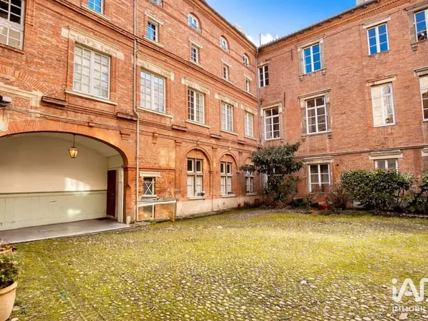 Location Bureaux 169 m²