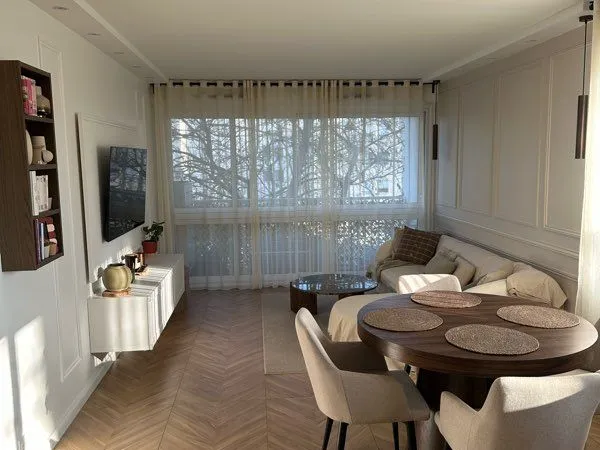 T3 65 m2 - REFAIT À NEUF - TOUT ÉQUIPÉ - RAVALEMENT - PARKING + CAVE