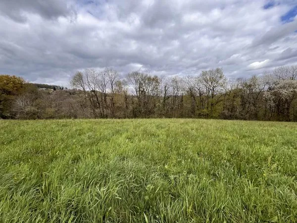 Terrain constructible 2452 m²