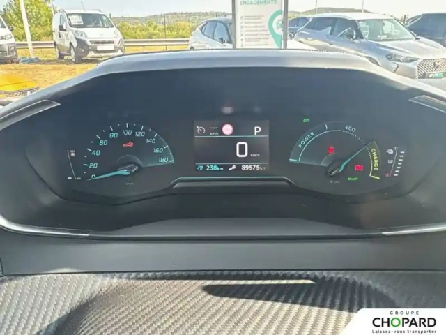 Peugeot 2008 electrique 136 ch — photo 17