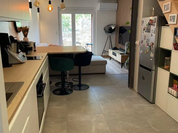 Magnifique T2 duplex avec terrasse et 2 parkings