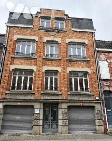 Immeuble 325 m²