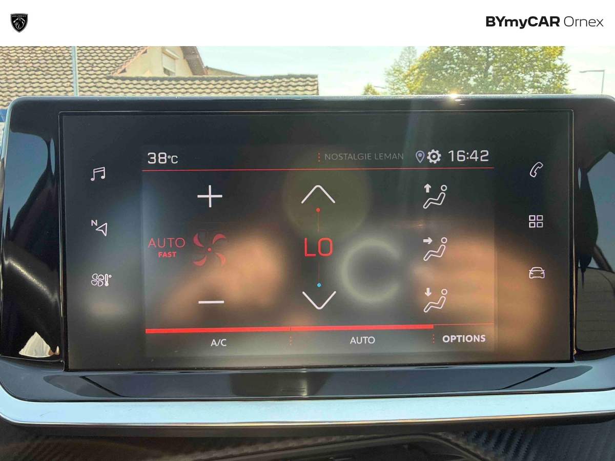 Peugeot 208 PureTech 100 S&amp;S EAT8 — photo 29