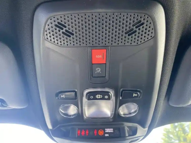 Peugeot 2008 electrique 54 kwh 156 ch — photo 50