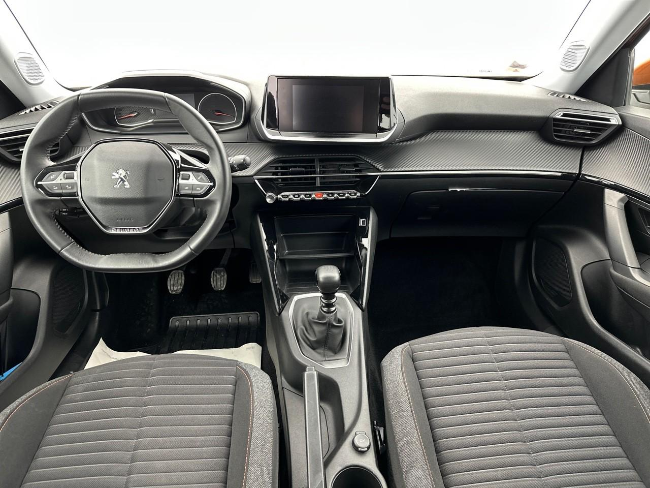 Peugeot 2008 puretech 100 s&s bvm6 active — photo 12