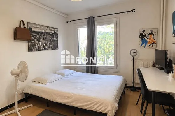 Studio 1 pièce 18 m²