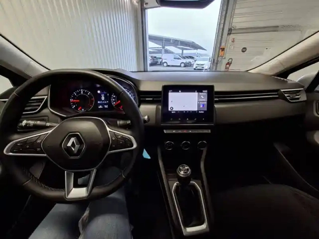 Renault Clio blue dci 85 — photo 11