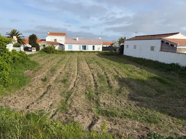 Terrain à vendre L'EPINE (85)