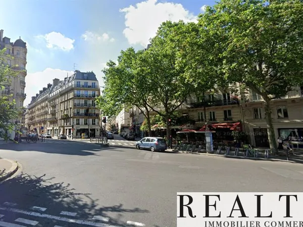 Local commercial 130 m²