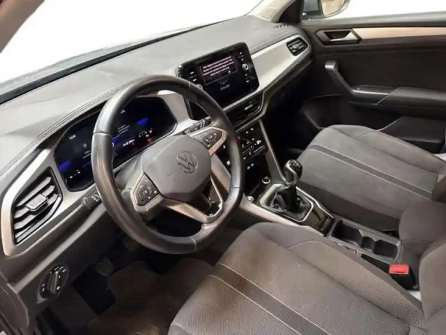 Volkswagen T-Roc 1.0 tsi 110 start/stop bvm6 life — photo 9