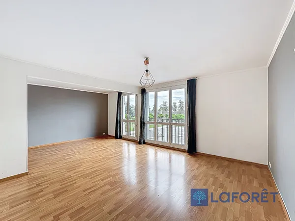 Appartement 4 pièces 76 m²