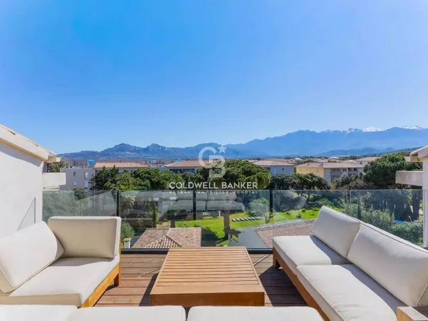 Appartement 4 pièces 155 m²