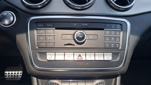 Mercedes Classe CLA Shooting Brake 220 d 7G-DCT - Fascination Amg – 2018 – 134150 km – Diesel – Boîte Automatique — photo 20