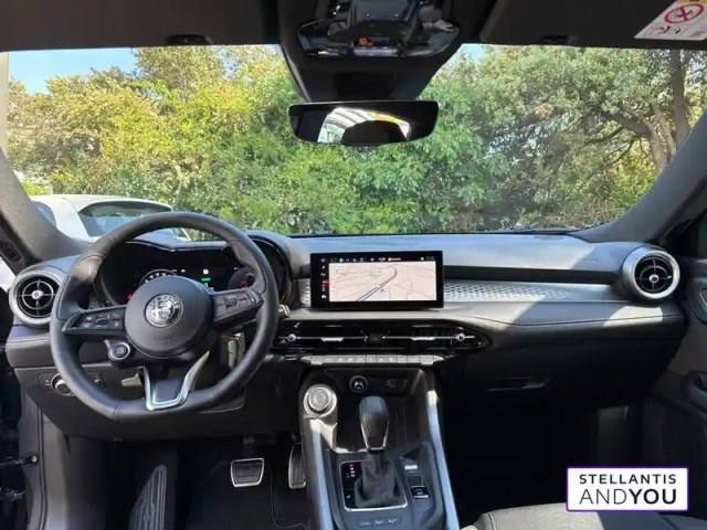 Alfa Romeo Tonale 1.3 hybride rechargeable phev 190ch at6 e-q4 — photo 8