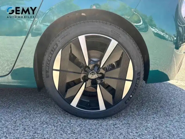 Peugeot 308 electrique 55 kwh 156ch — photo 11
