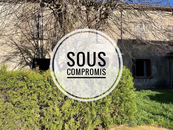 Maison à restaurer avec terrain