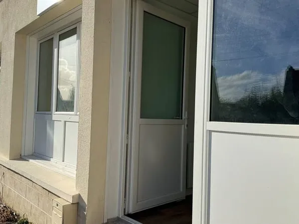BUREAUX 140 M²